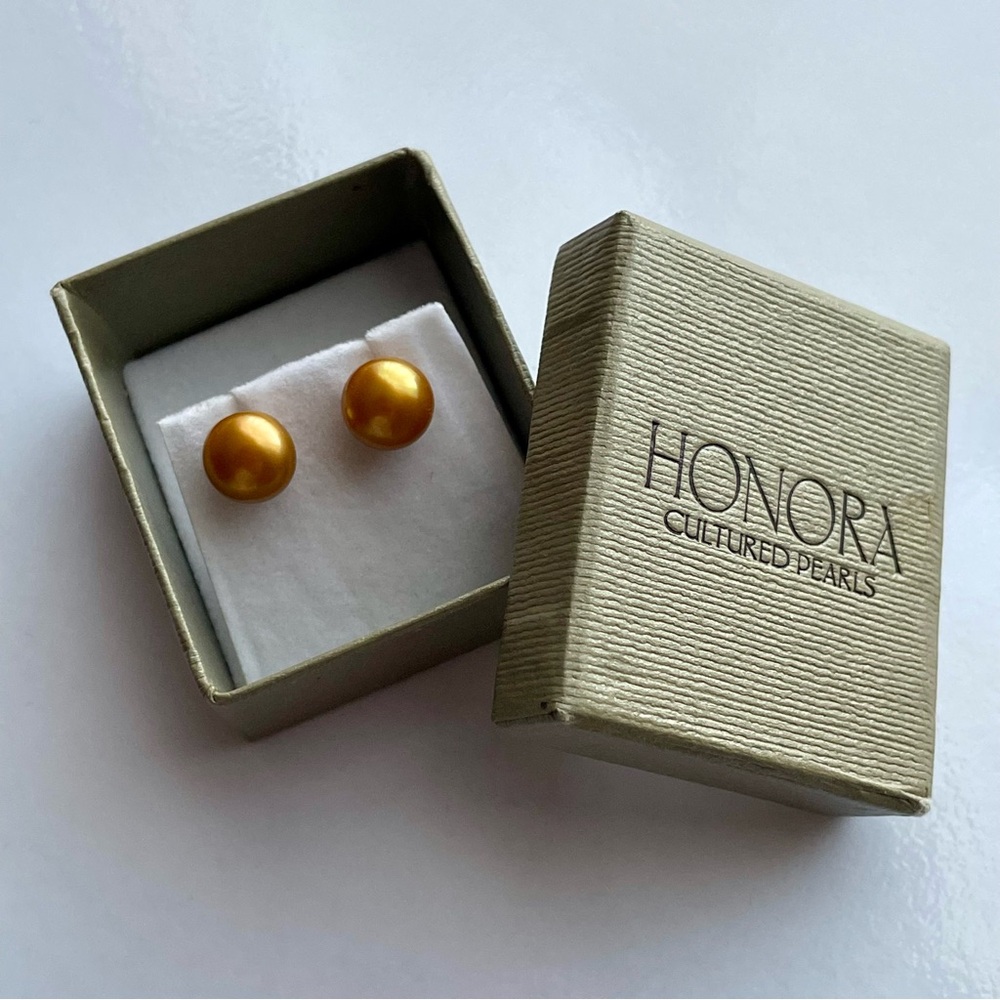 Gold Cultured Pearl Earrings 8mm